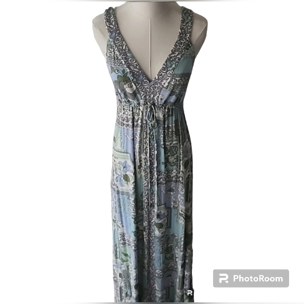 Tommy Bahama Maxi